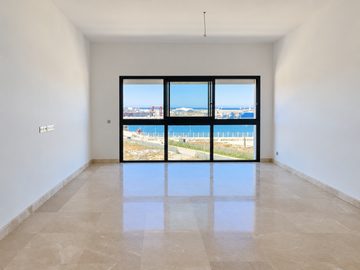 Salon de l'appartement Marina N°303